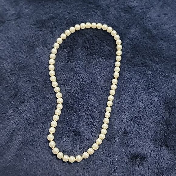 Custom Pearl Bead Necklace - Picture 2 of 2